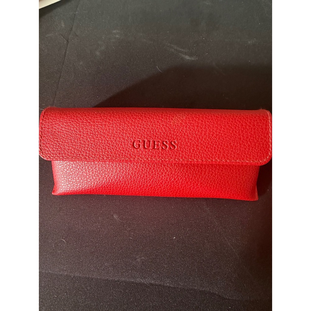 Guess Eyewear Case OS Red Excellent Pebbled Faux Leather Magnetic Snap Pouch